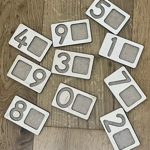 ערכת מניה וספרות ללא קוביות